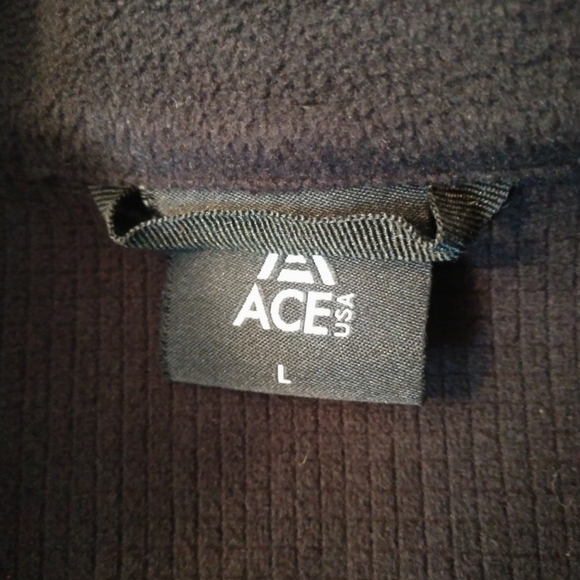 Soft shell zipper down front outside jacket - Picture 3 of 7